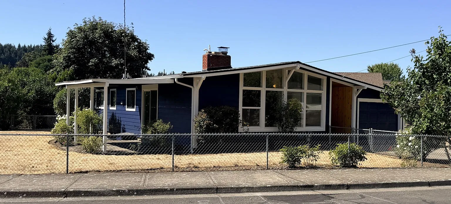 Recently Remodeled Three Bedroom Home in Turner, Great Location — Photo 1