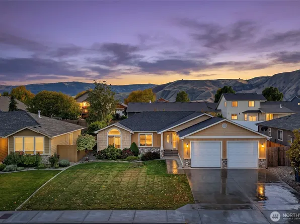1386 Boulder Loop, East Wenatchee, WA 98802
