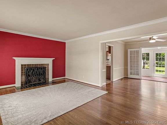 5th image of 733 S Pittsburg Ave
