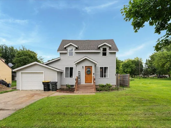 407 Main St S, Renville, MN 56284