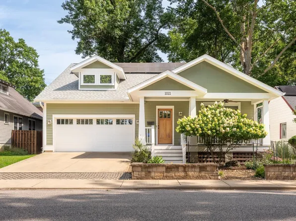 1021 E Maxwell Ln, Bloomington, IN 47401