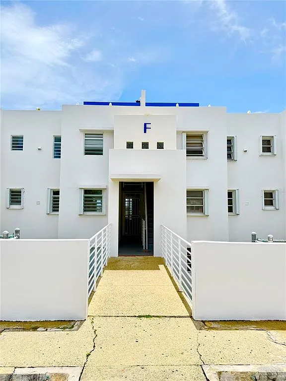 3 bed, 2.0 bath, 1259 sqft, $1,650 — Photo 1