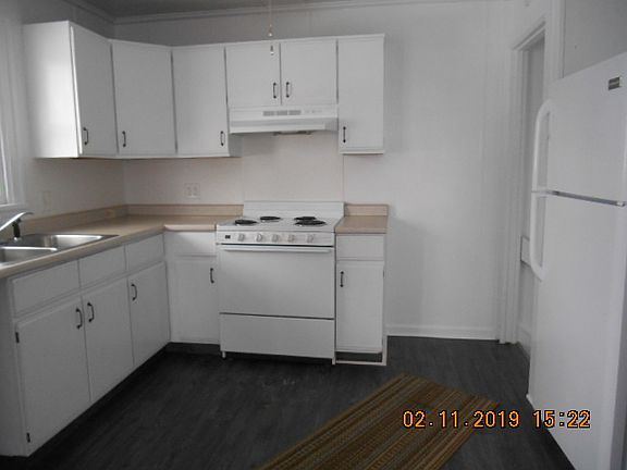 4th image of 812 N Gosse Blvd