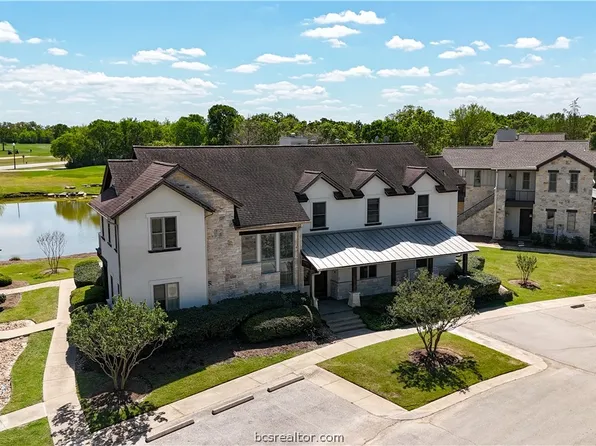 3247 Founders Dr #B, Bryan, TX 77807
