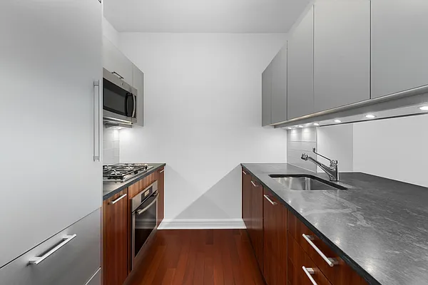 Rented by Level Group | media 10