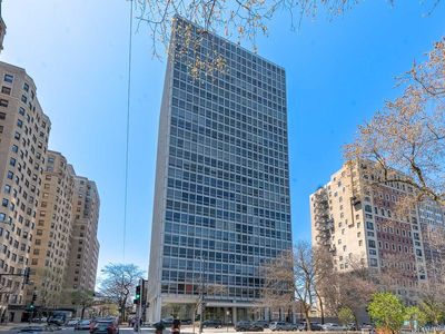2400 N Lakeview Ave APT 1706, Chicago, IL, 60614