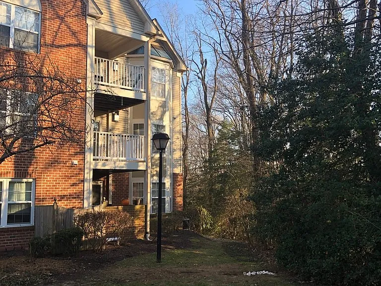 609 Admiral Dr #208 — Photo 14