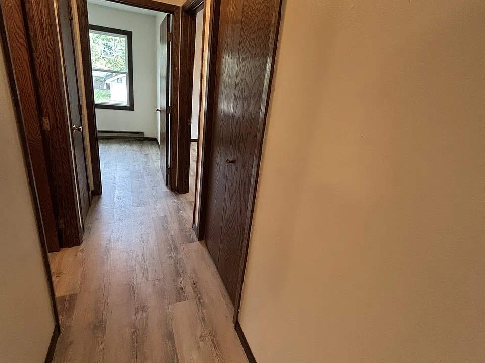 475 Walter St