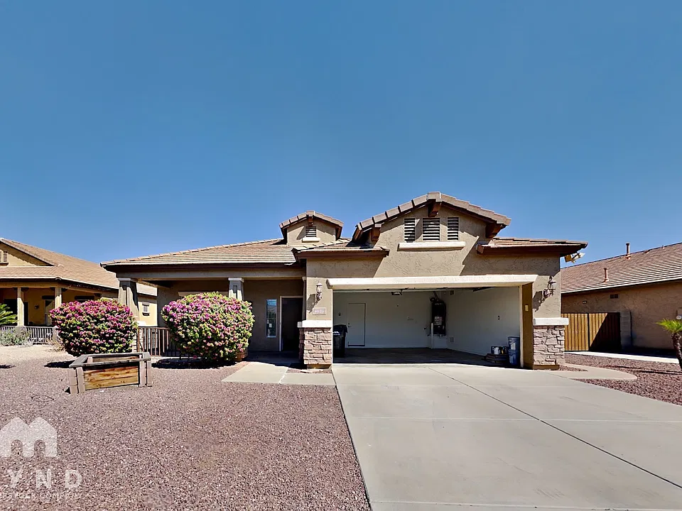 4629 S Romano