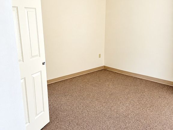 5th image of 24 Main St #203