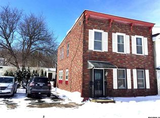 24 Devlin St, Cohoes, NY 12047