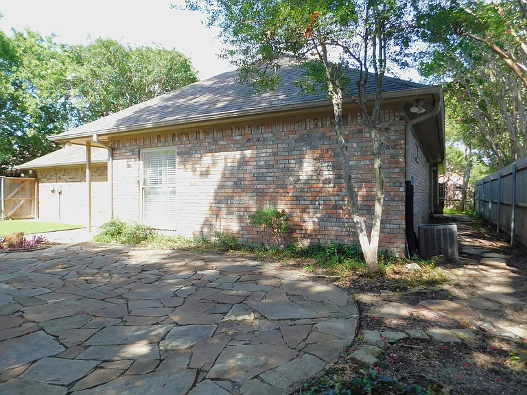 3105 Old North Rd — Photo 41