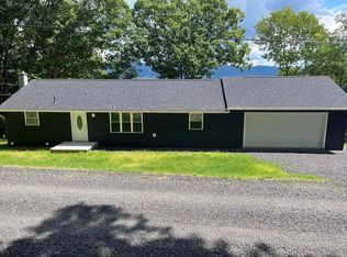 20 Mace St, Ridgeley, WV 26753