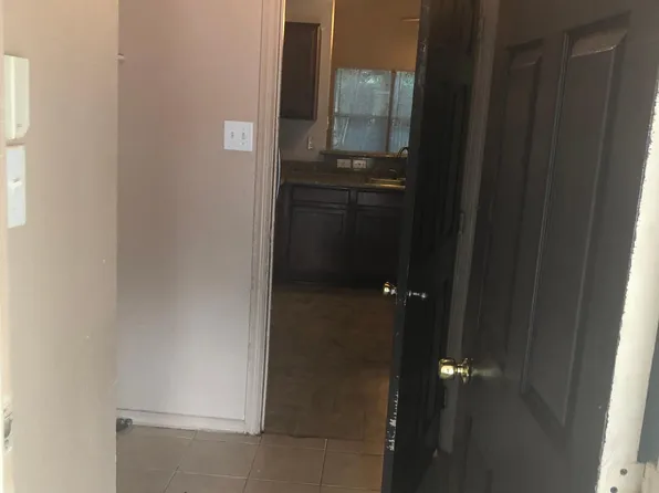 6310 Benavides Dr, Dallas, TX 75217