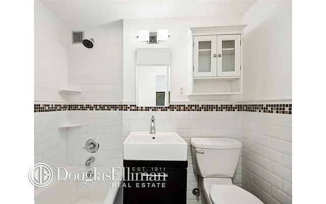 Sold by Douglas Elliman | media 8