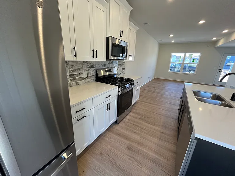 2823 Foxglove Ln — Photo 21