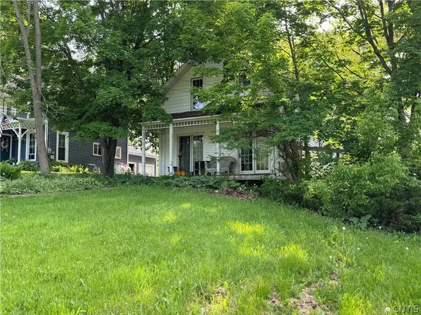 9428 Water St, Henderson, NY 13650