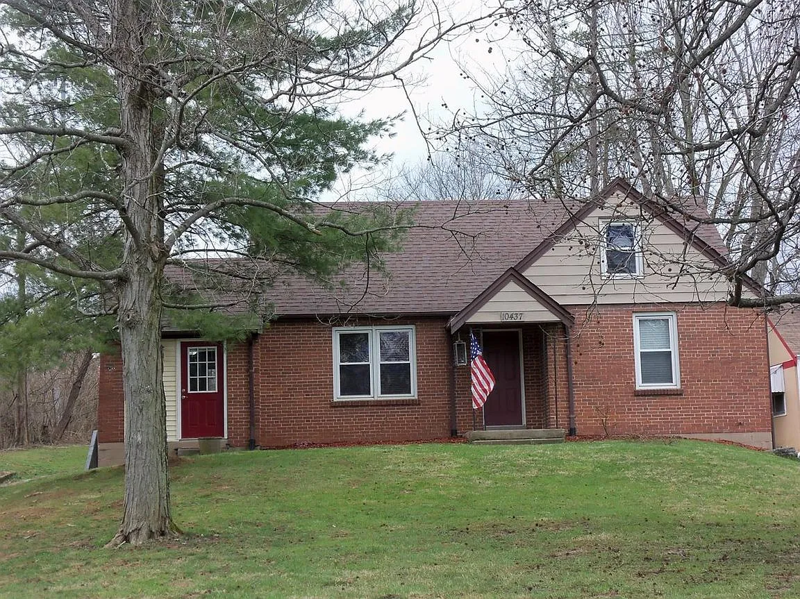 10437 Burlington Rd photo 1