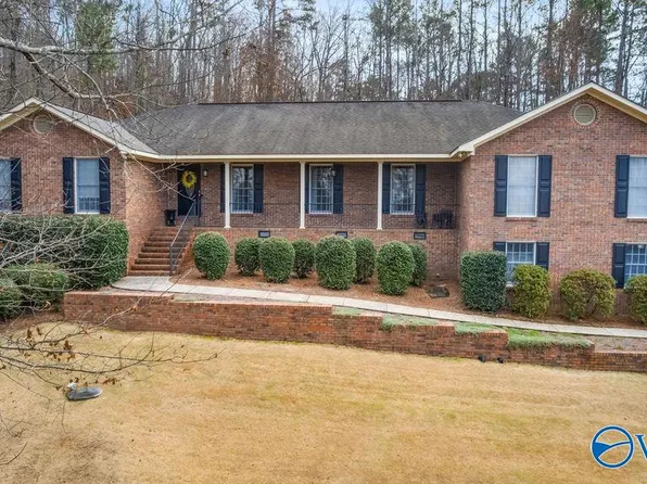 112 Ridgecrest Rd, Gadsden, AL 35901
