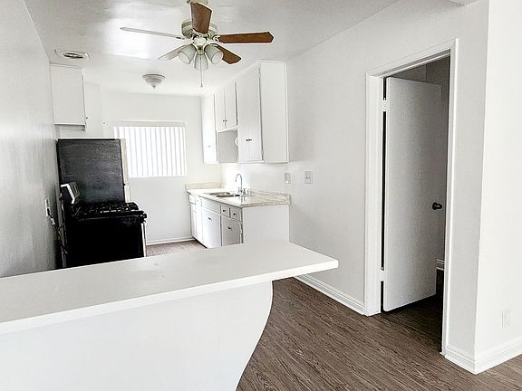 2nd image of 845 Victor Ave APT 5
