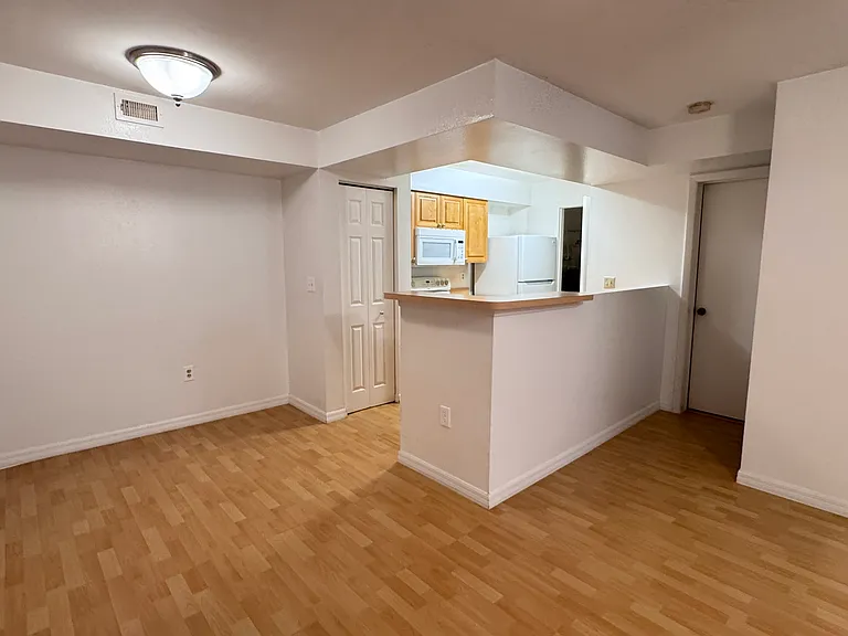 3028 Parkway Blvd #309 — Photo 8