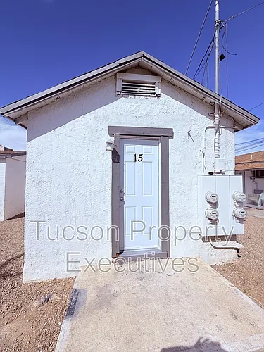 234 E 32nd St Photo 1