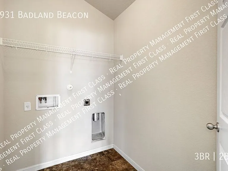 4931 Badland Beacon — Photo 15