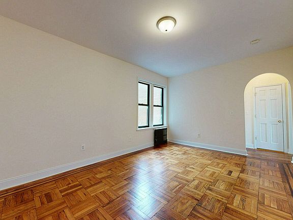 2nd image of 501 W 184th St APT 4A