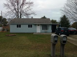 5122 Tangent Dr, Waterford, MI 48327