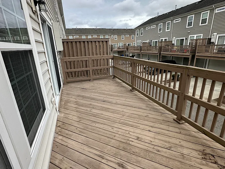 4976 Almandine Ave — Photo 10