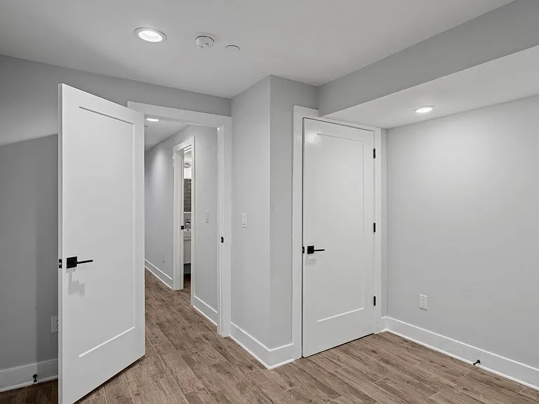 1410 N Marston St — Photo 10