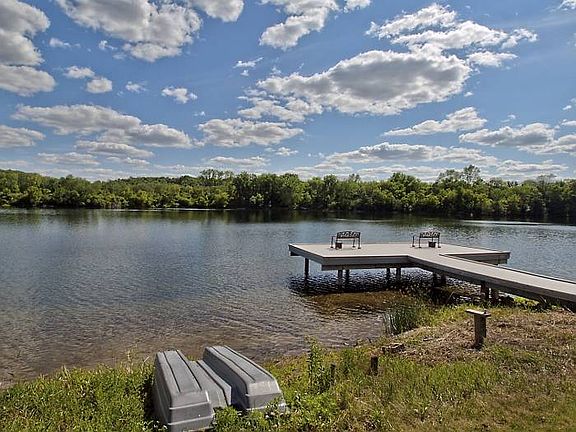 Dock