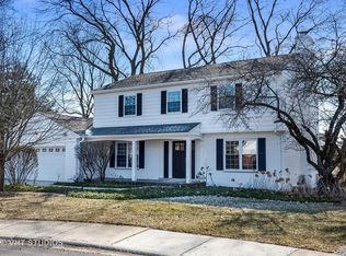 119 Hollywood Ct, Wilmette, IL 60091