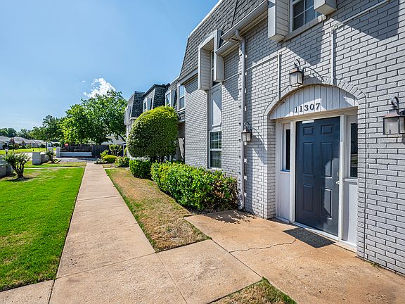 2nd image of 11307 N May Ave APT D