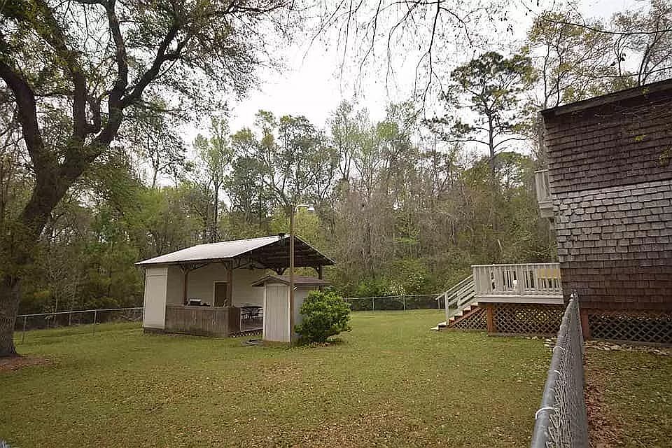 2nd image of 5870 Stoneler Rd