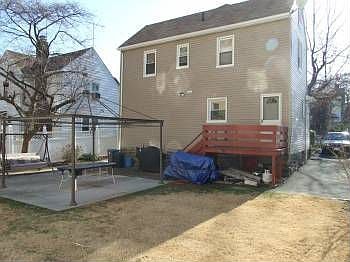 3rd image of 215 Hillside Ave