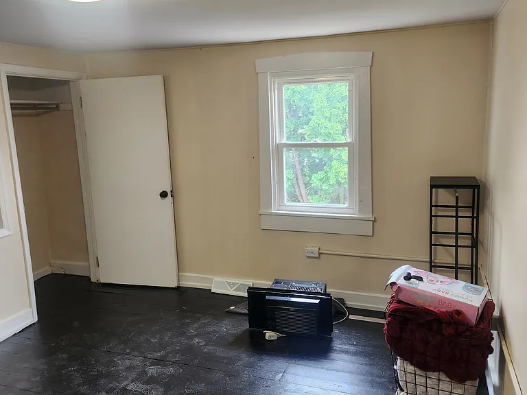 144 W Main St #A — Photo 5