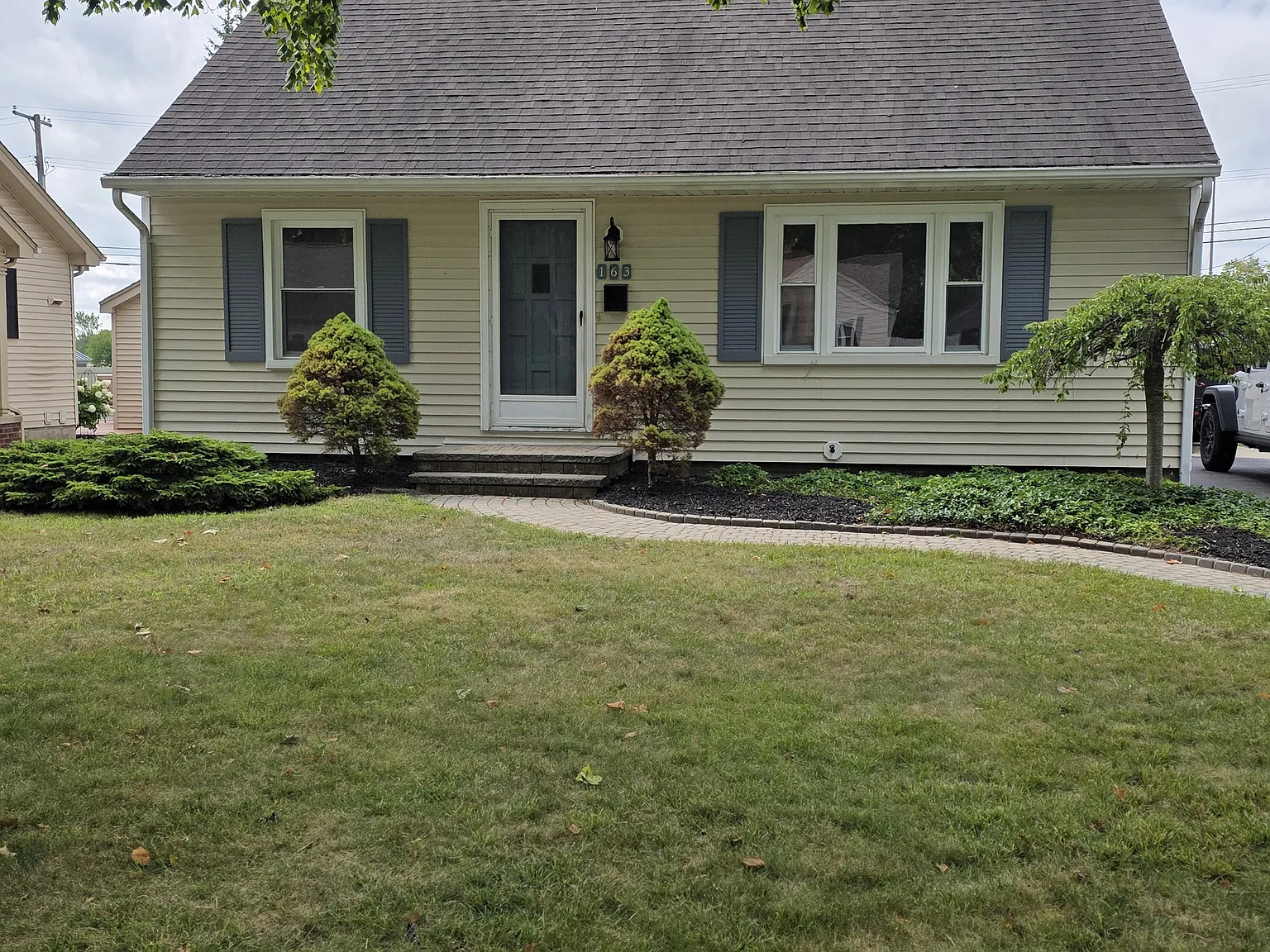 163 Croswell — Photo 1