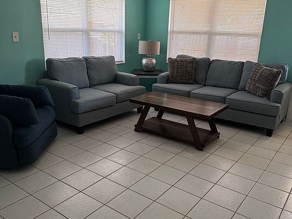 4th image of 189 Oak Ave APT 3