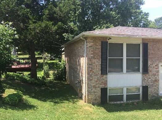 4th image of 8619 Carriage Way Dr