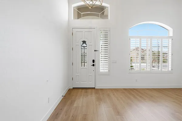 10333 E Acoma Dr — Photo 5