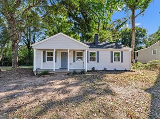 2168 Penrose Dr, East Pt, GA 30344