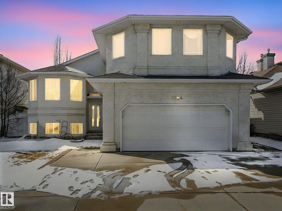 1st image of 1054 Ormsby Cres NW
