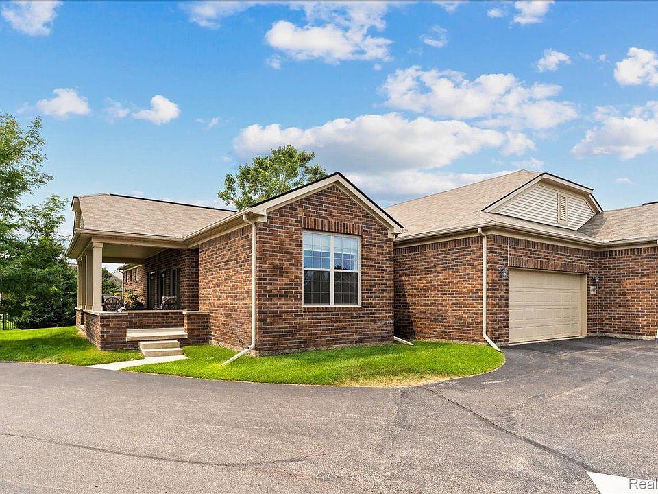 1st image of 49897 Walter Ct