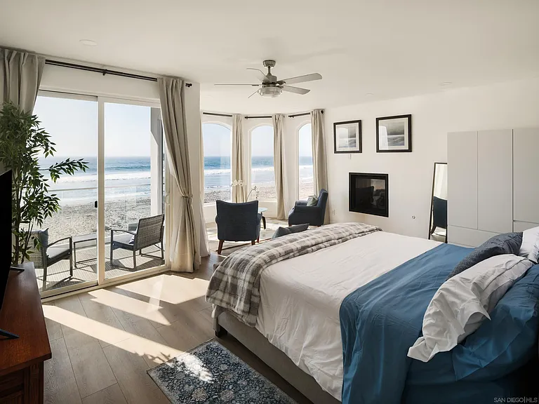 806 Ocean Ln — Photo 16
