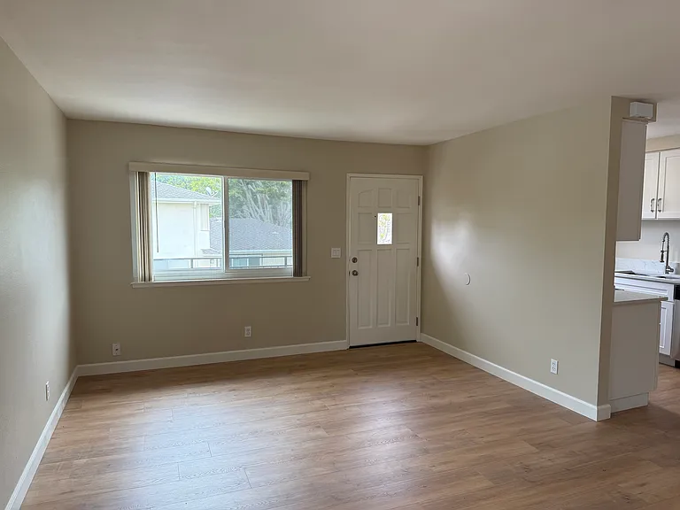 2666 N Anchor Ave — Photo 13