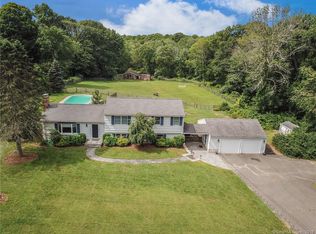 20 Phyllis Ln, Newtown, CT 06470
