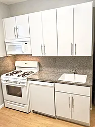 Rented by Amorelli Realty