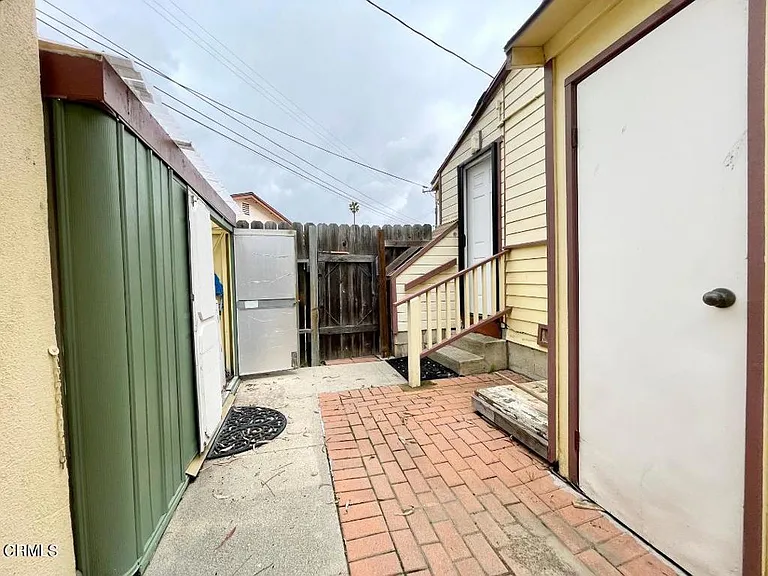 240 N Surfside Dr — Photo 14
