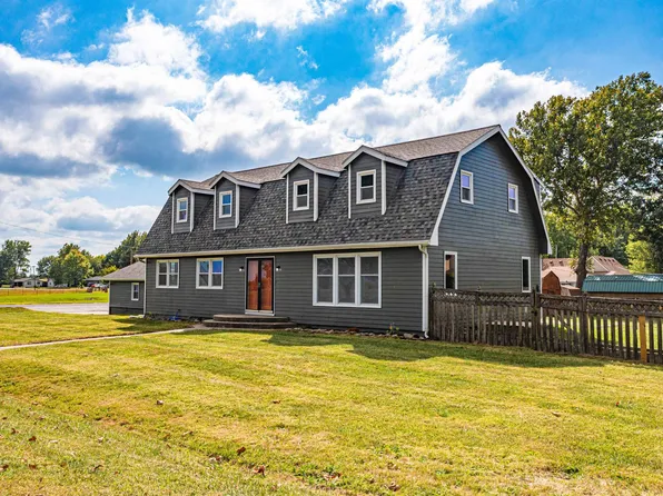 210 Oak St, Winchester, KS 66097